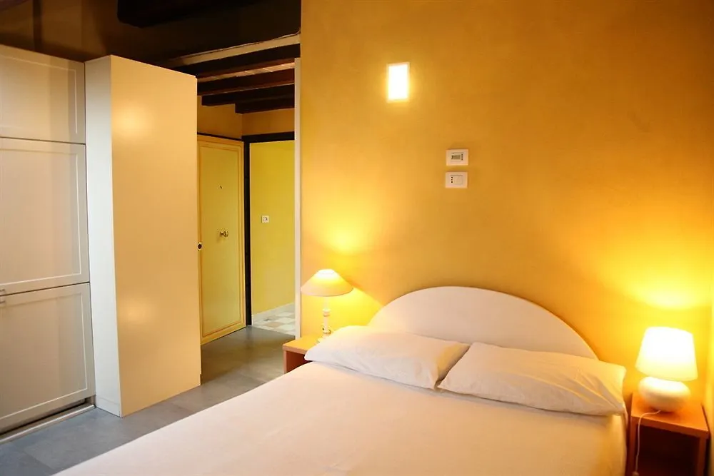 Residence Masone Modena 0*,  Itália