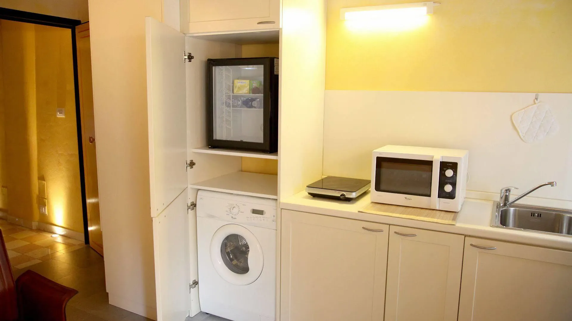 Residence Masone Modena 0*,